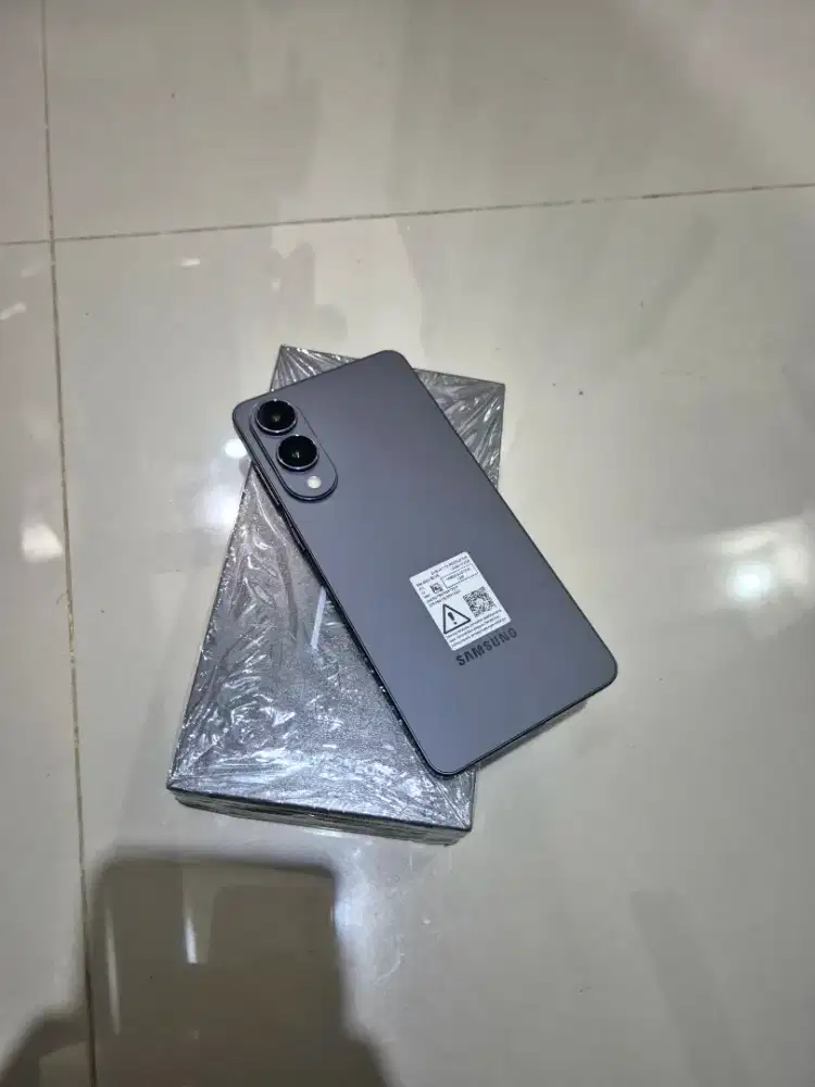 Samsung S25 Edge 12/512GB Like New Resmi Sein