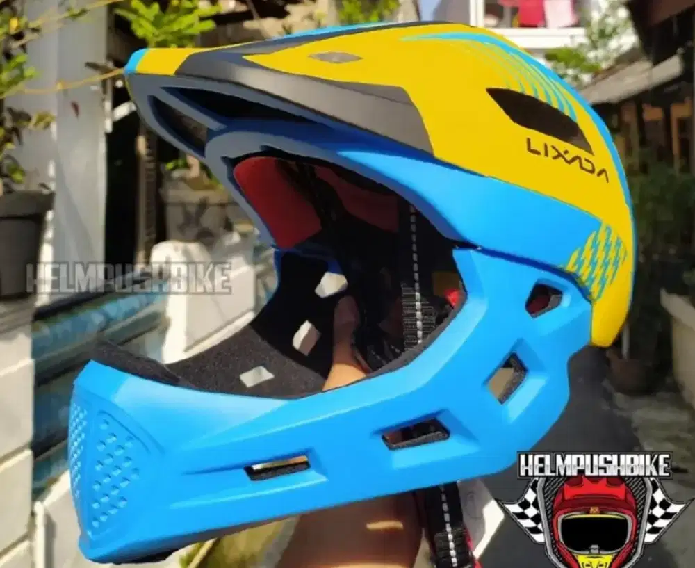 Helm anak anak warna biru