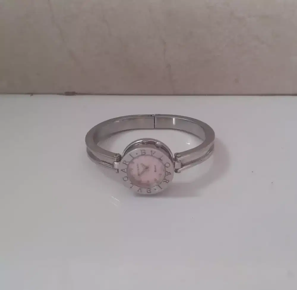 Jam Wanita BVLGARI B.ZERO1