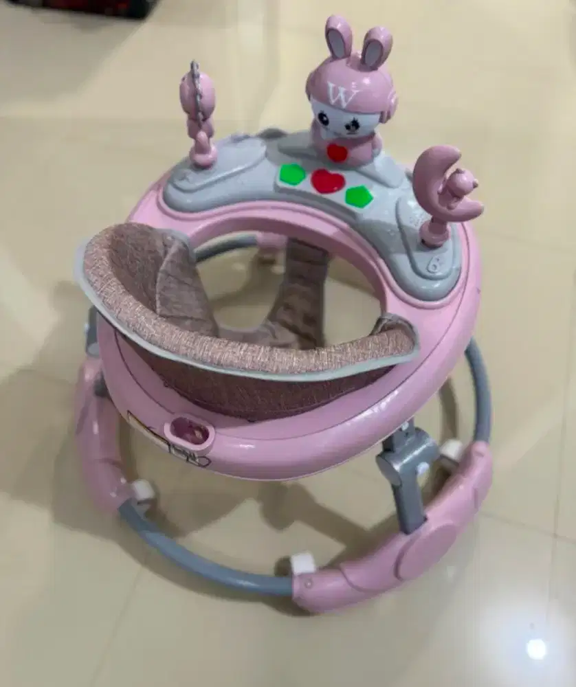 Baby walker bagus
