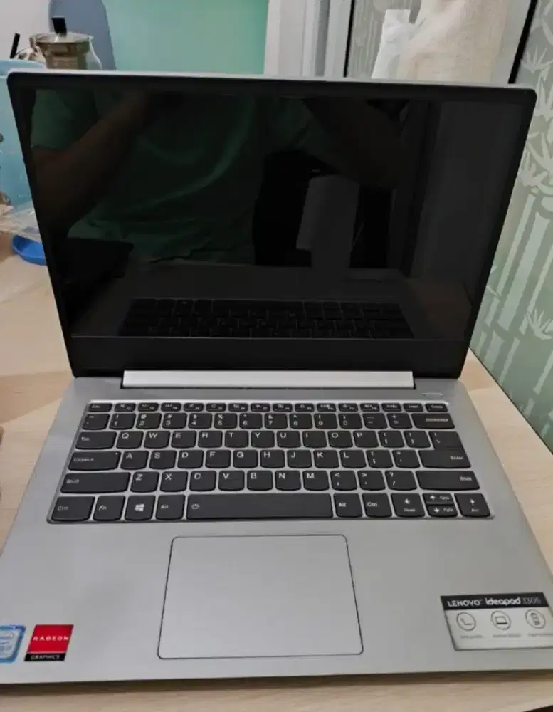 Lenovo Ideapad 330s intel i7 RAM 8GB Memory  1TB Win 10 ORI