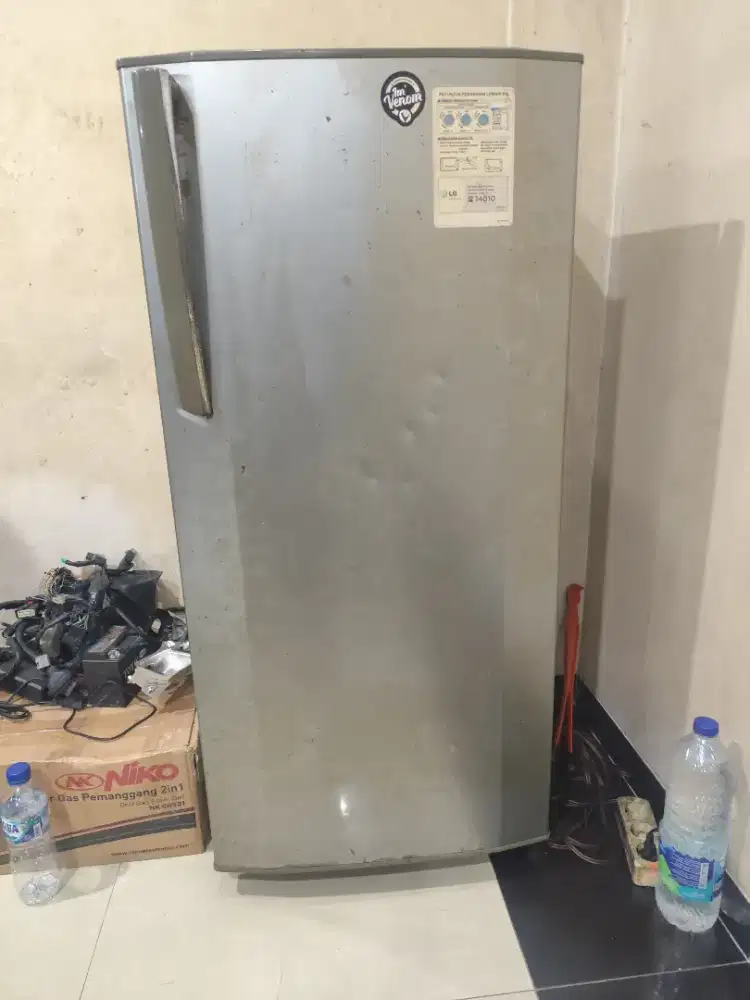 Kulkas lg 1 pintu full orisinil