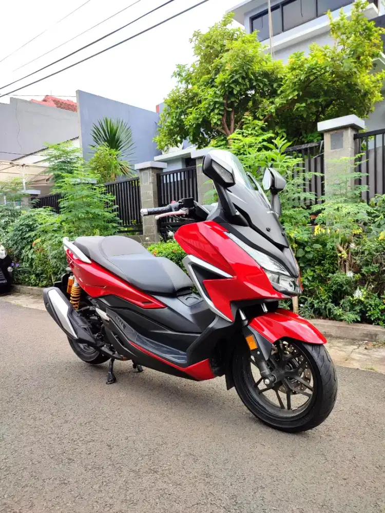 Honda Forza 250 2022 nik 2021 SUPERLOW Odo 1rb Shock Ohlins