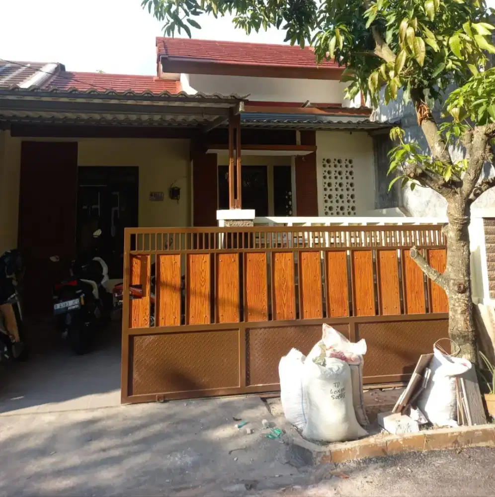 Dijual.rumah cluster full renov siap huni di Curug Tangerang