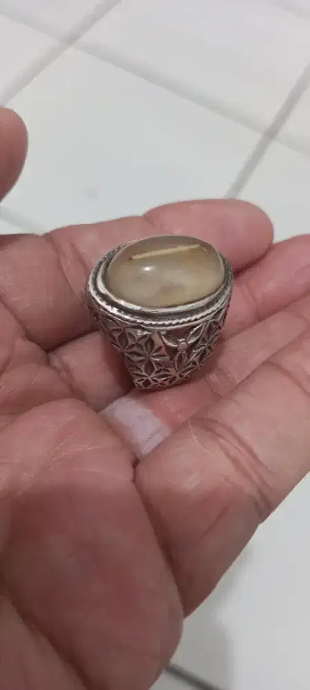 Batu sodolanang natural