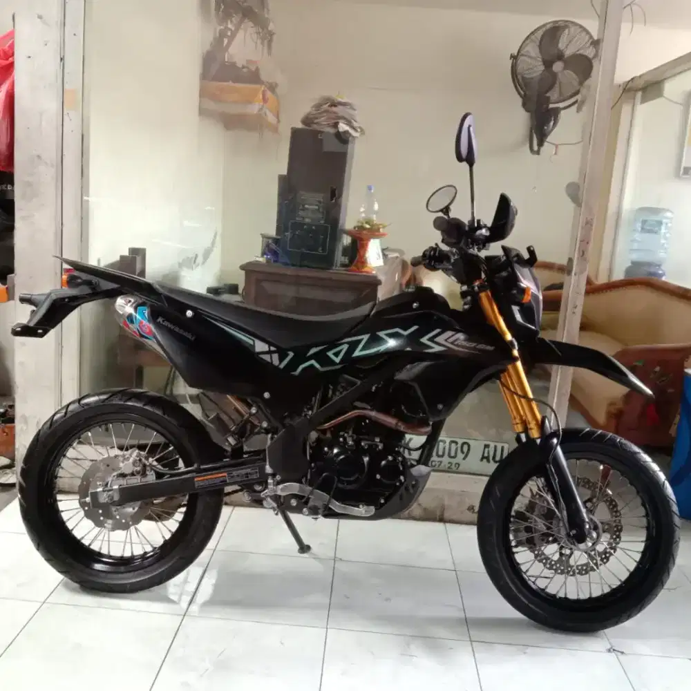 KLX 150 CC thn 2023 ss lengkap pajak on Bali dharma motor