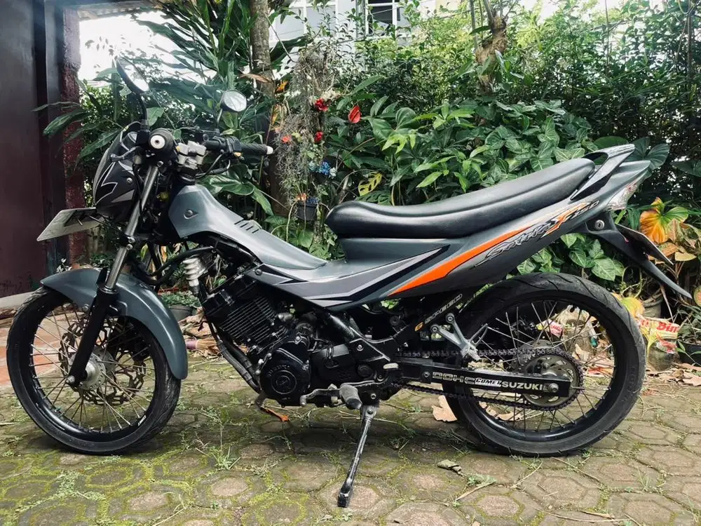 SATRIA FU 2014 BLACK PREDATOR