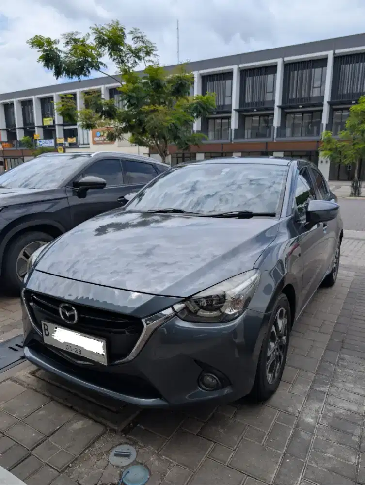 Dijual cash Mazda 2 GT Skyactiv 2014