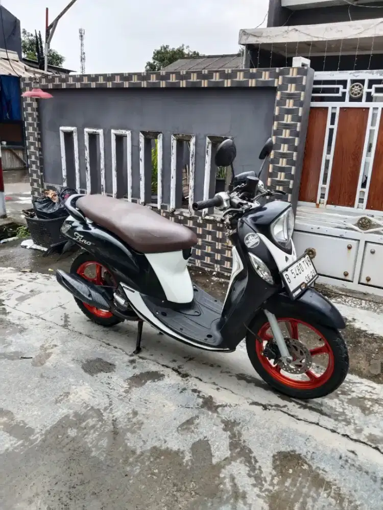 Yamaha Fino tahun 204 f1 mesin halus siap pakai