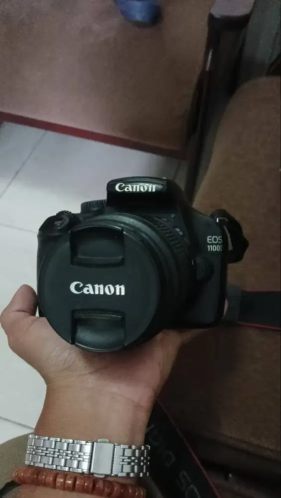 Kamera DSLR Canon EOS 1100 D