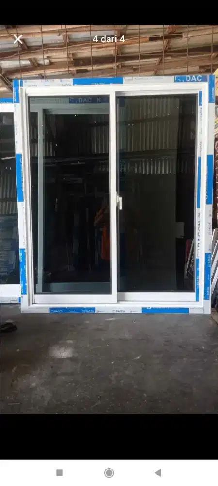 Kusen aluminium dan kaca