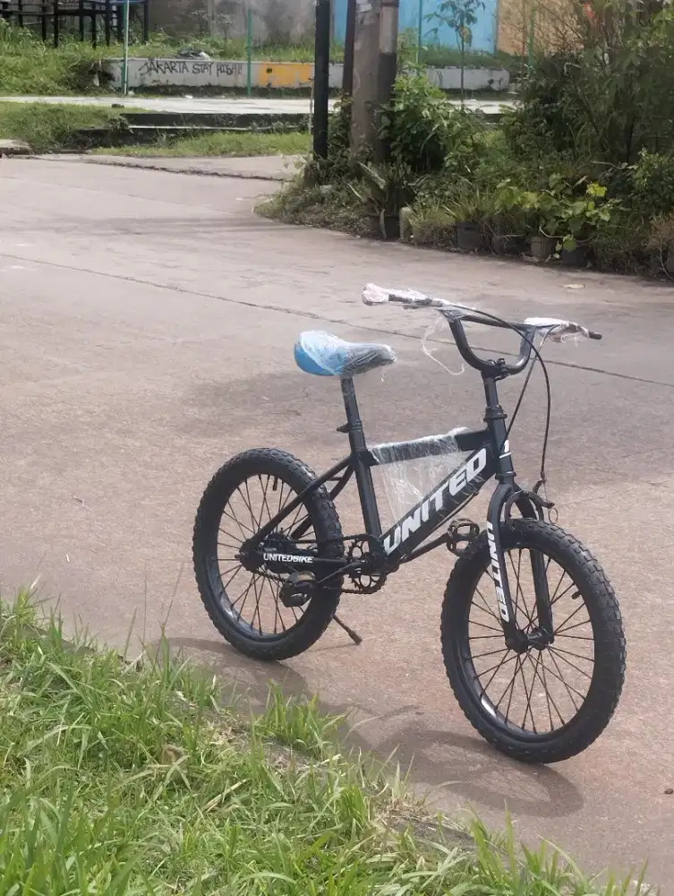 Sepeda anak ukuran 18