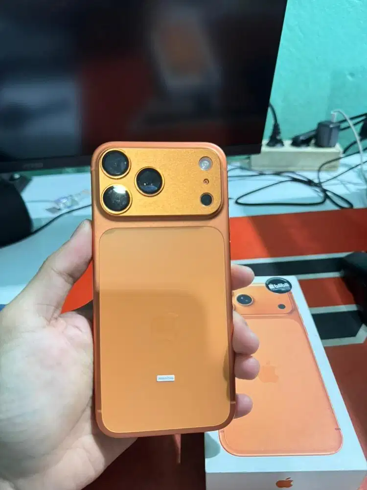 Iphone 17 Pro Max 256GB Cosmic Orange Blibli