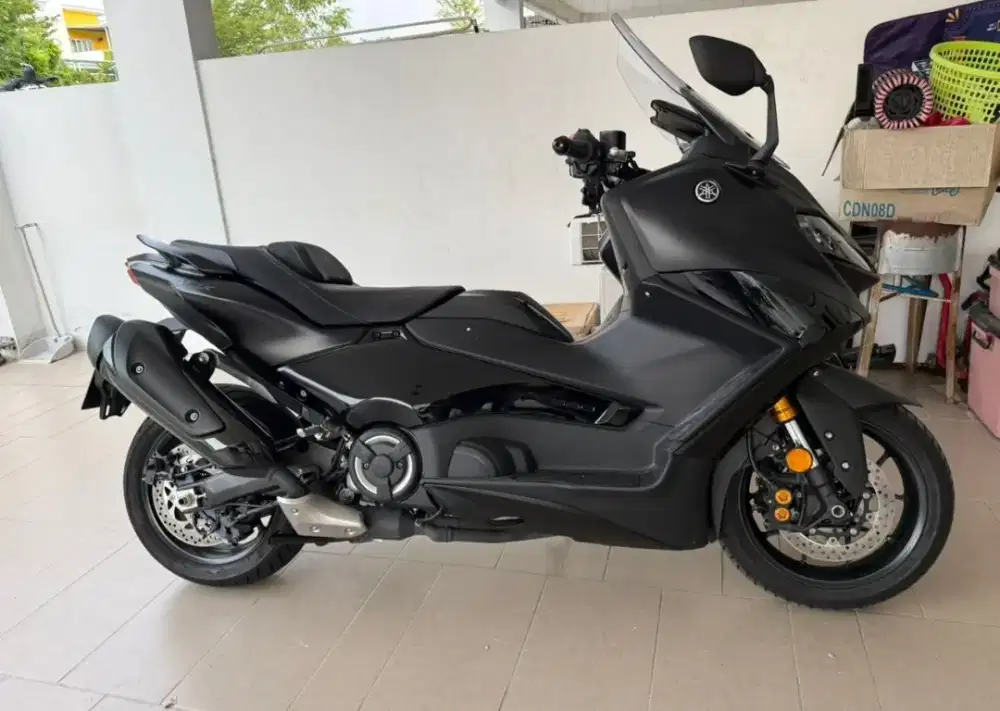 Yamaha Tmax 560 2025