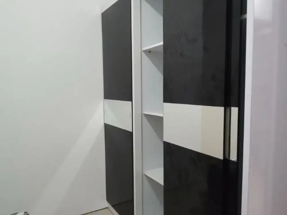 DIJUAL APARTEMEN GUNAWANGSA TIDAR TOWER C LANTAI 21 SEMI FURNISHED