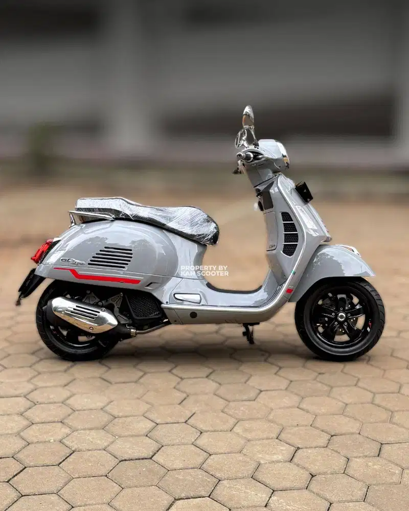 VESPA GTS S 150 iGET ABS 4V FACELIFT 2023 BERGARANSI