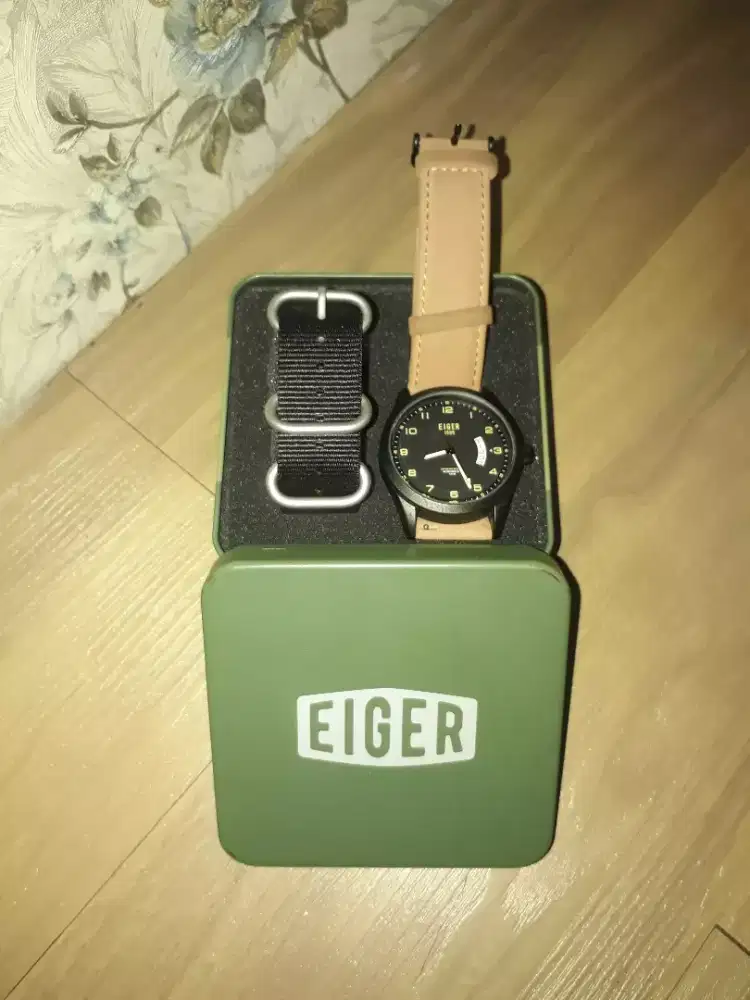 Jam tangan eiger chrono watch