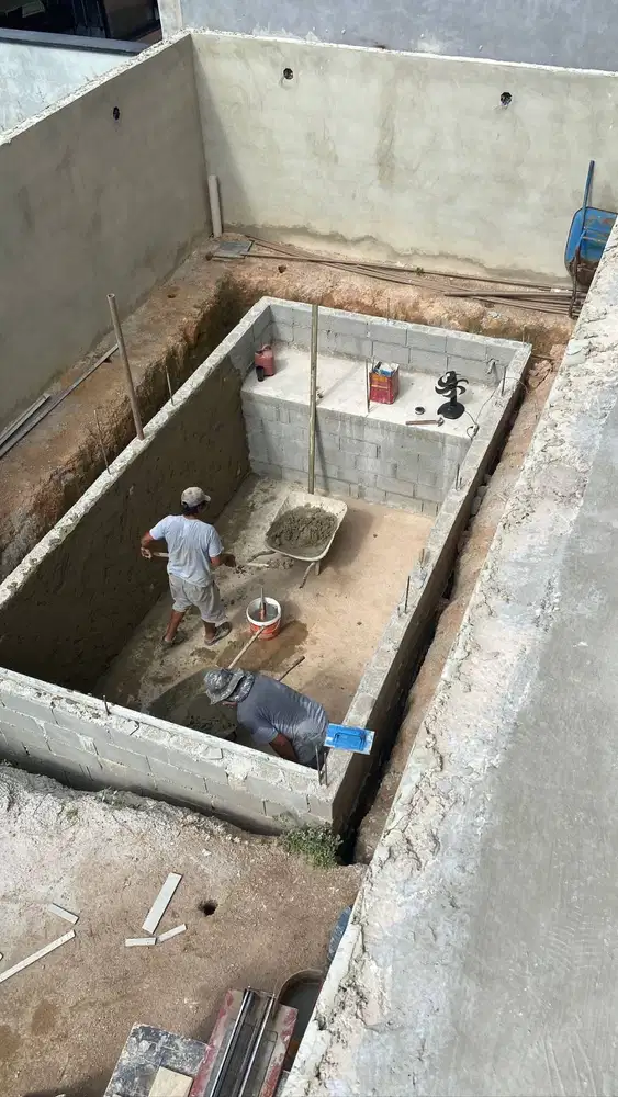 jasa bangun kolam renang/kolam ikan