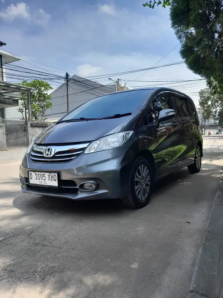 Honda Freed 2013 Bensin