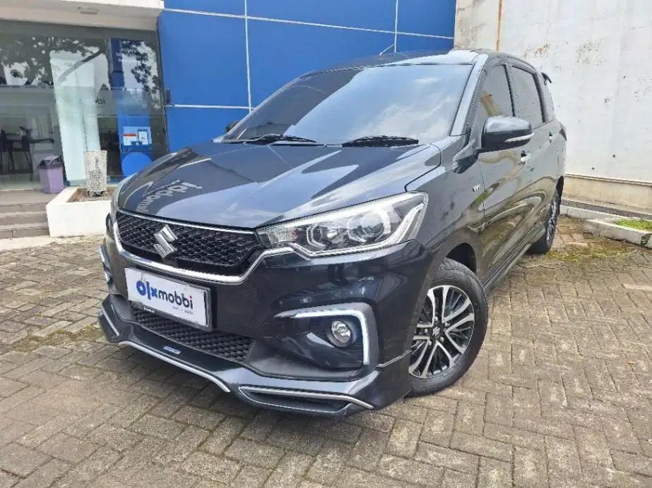 DP MURAH Suzuki Ertiga 1.5 SS Hybrid-MT 2022 Hitam C4YUF