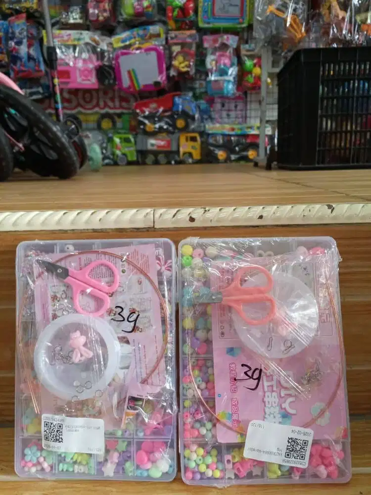 mainan anakk manik manik sett box besar lengkapp