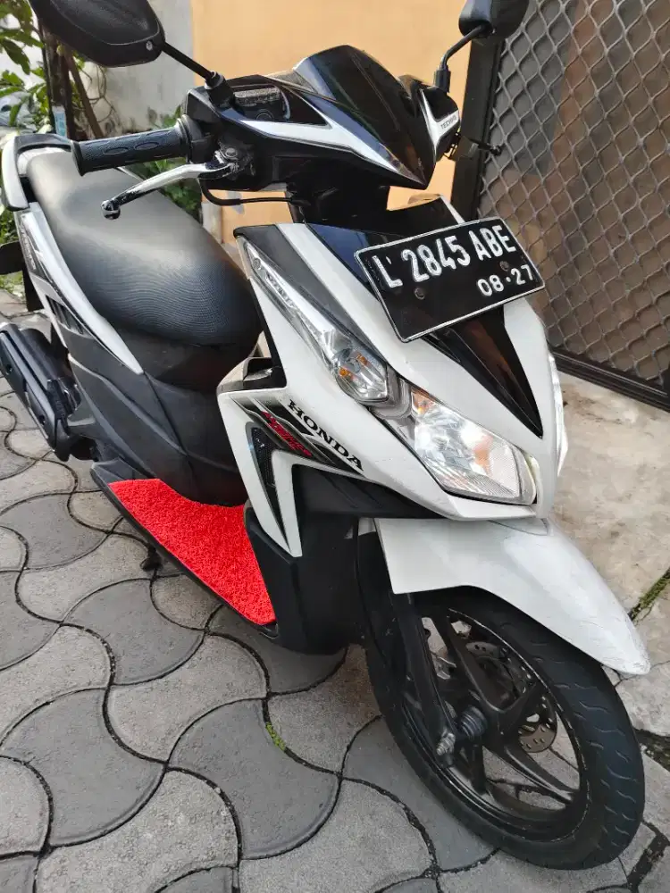 Vario Techno 2011 CW Putih Full Original Siap Pakai!!!