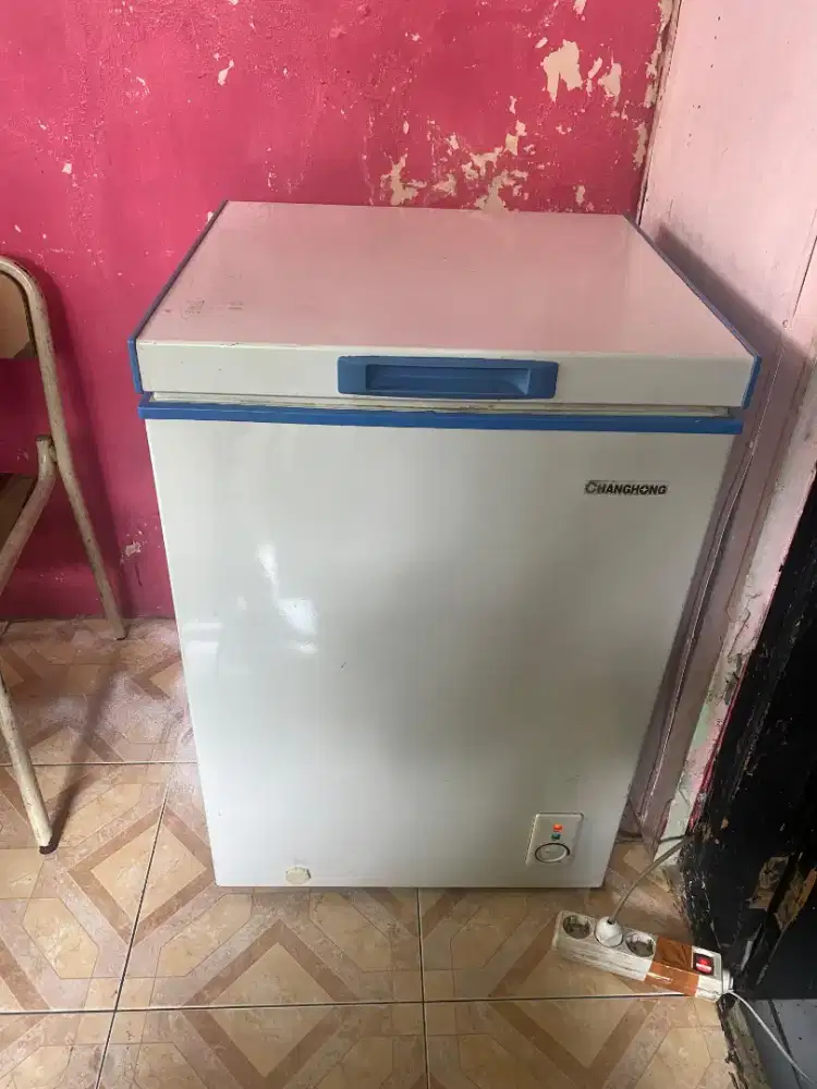 Freezer Changhong CBD 1005 kapasitas 100L