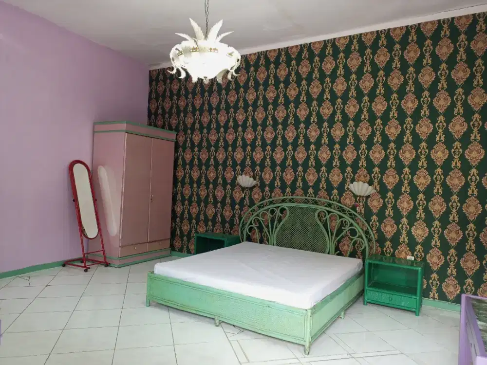 Guesthouse Kos Jakarta Selatan kamar Kost besar vintage Cilandak Ll