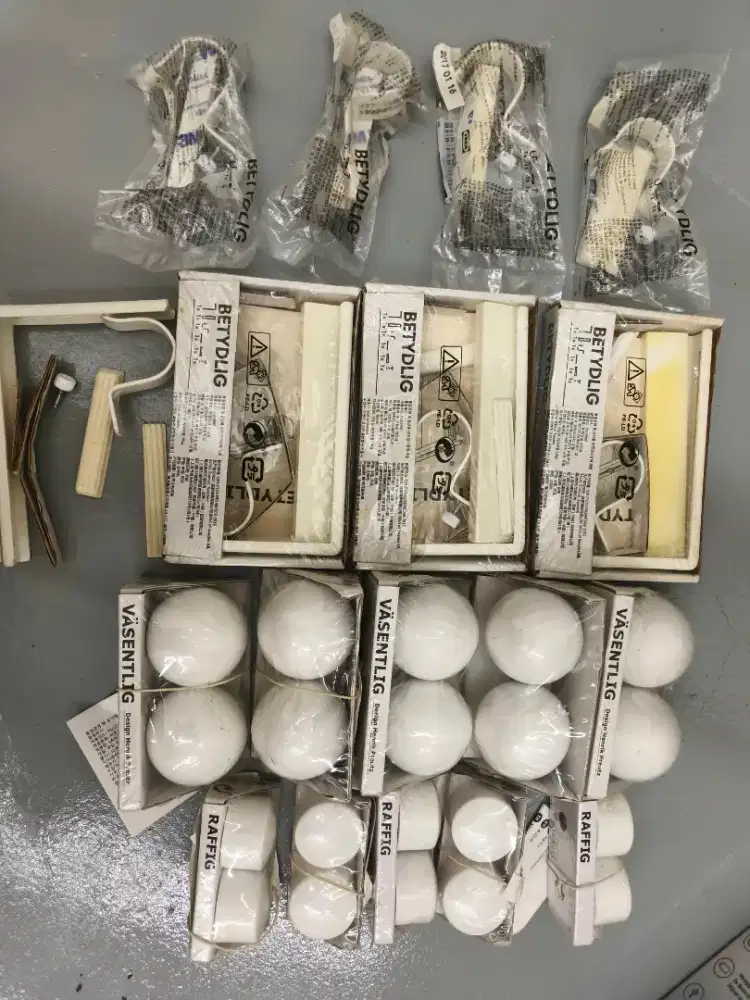 Jual IKEA Betydlig, vasentlig, raffig