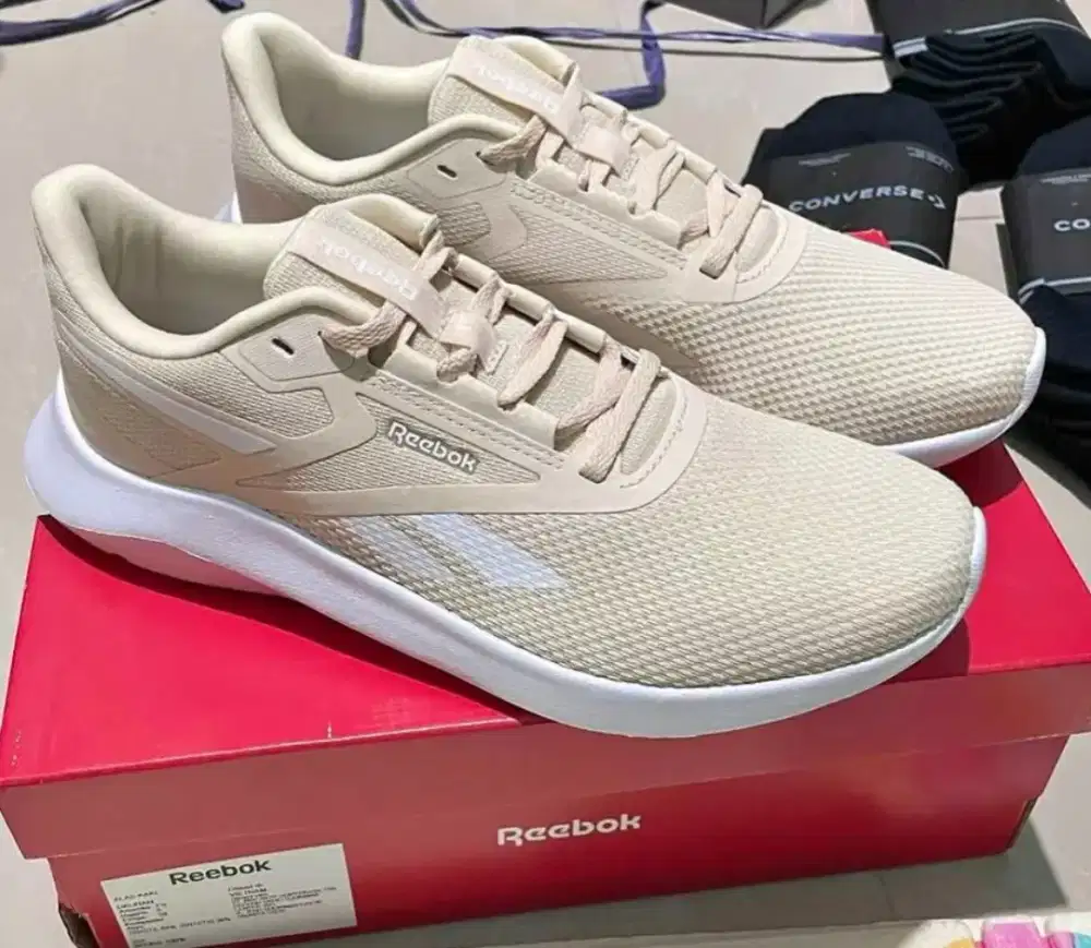 Sepatu Reebok Lite Prime