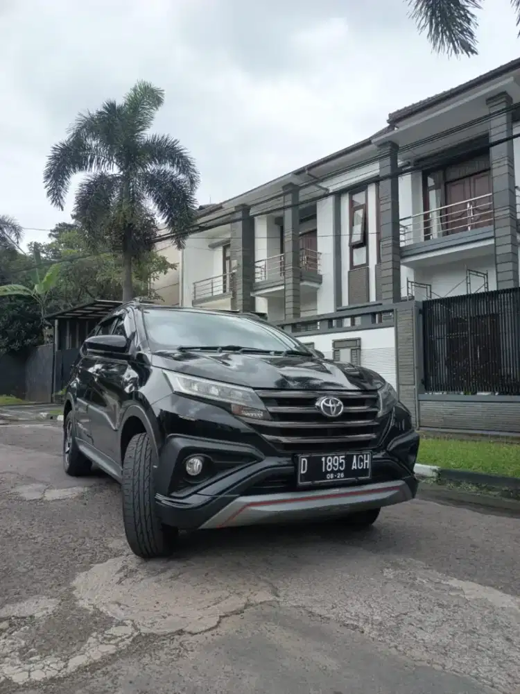 RUSH S TRD SPORTIVO MATIC 2018 MULUS KACIDA