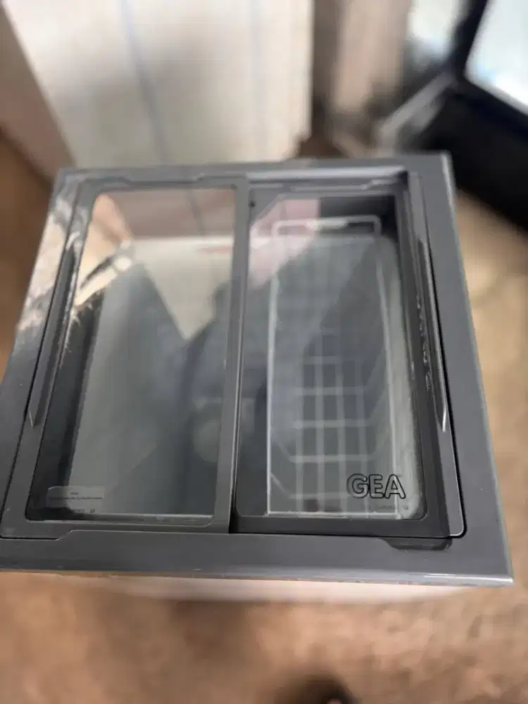 Gea freezer like new