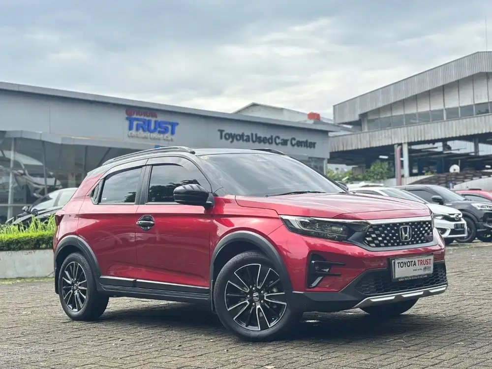 Honda WR-V 1.5 RS Two Tone With Honda Sensing AT 2023 Termurah