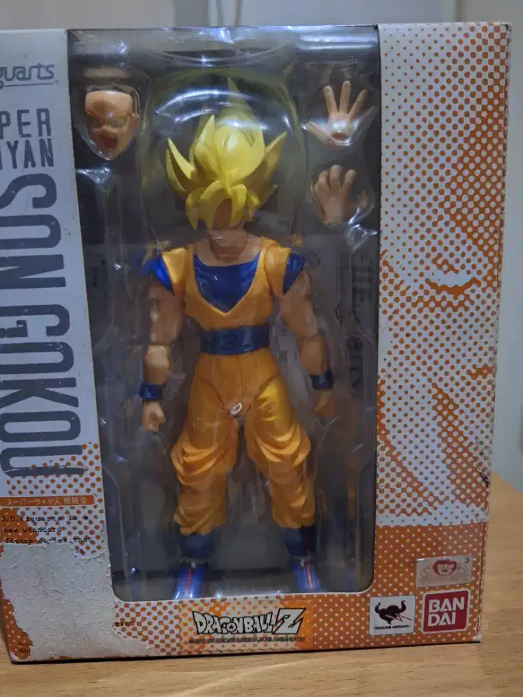 Jual bandai shf son goku dragon ball ori 100%