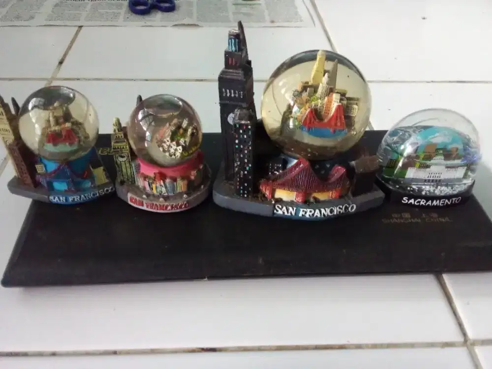 Hiasan kaca asli USA. Barang simpanan.