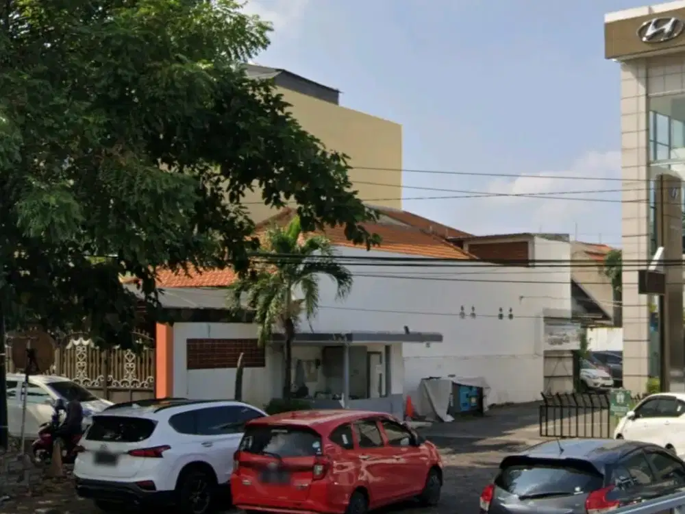 JUAL RUMAH STRATEGIS PINGGIR JALAN – KUTISARI, AREA BISNIS!