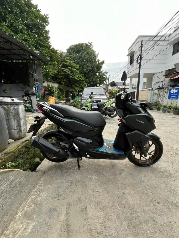 Honda Vario 160 ABS 2025 KM 1640 PERAK PAJAK ON GARANSI ON