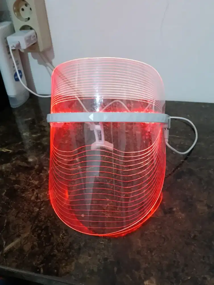Dijual masker terapi wajah Led