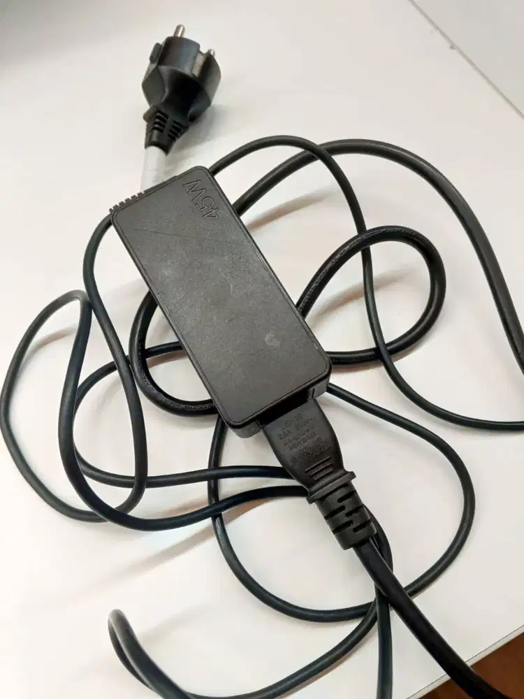 Charger Bekas Laptop 45 Watt