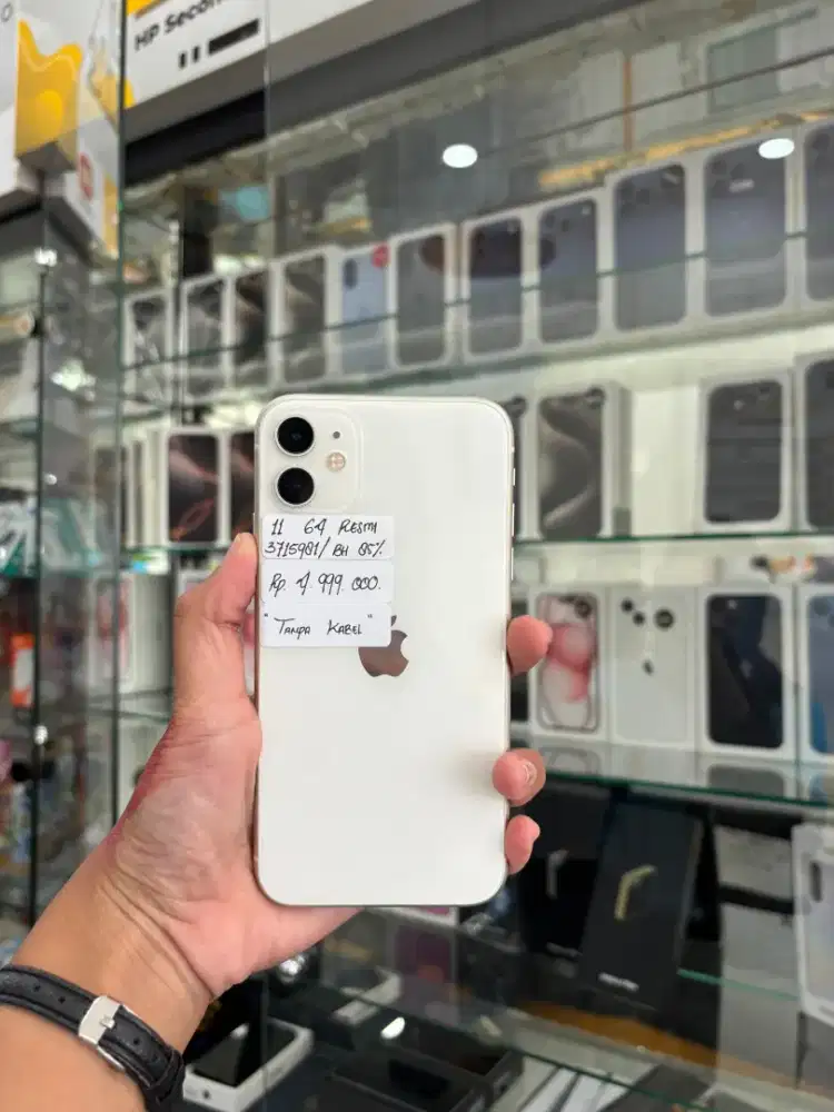 IP 11 64 RESMI IBOX DENGAN CICILAN 0% DAN FREE 2X ANGSURAN