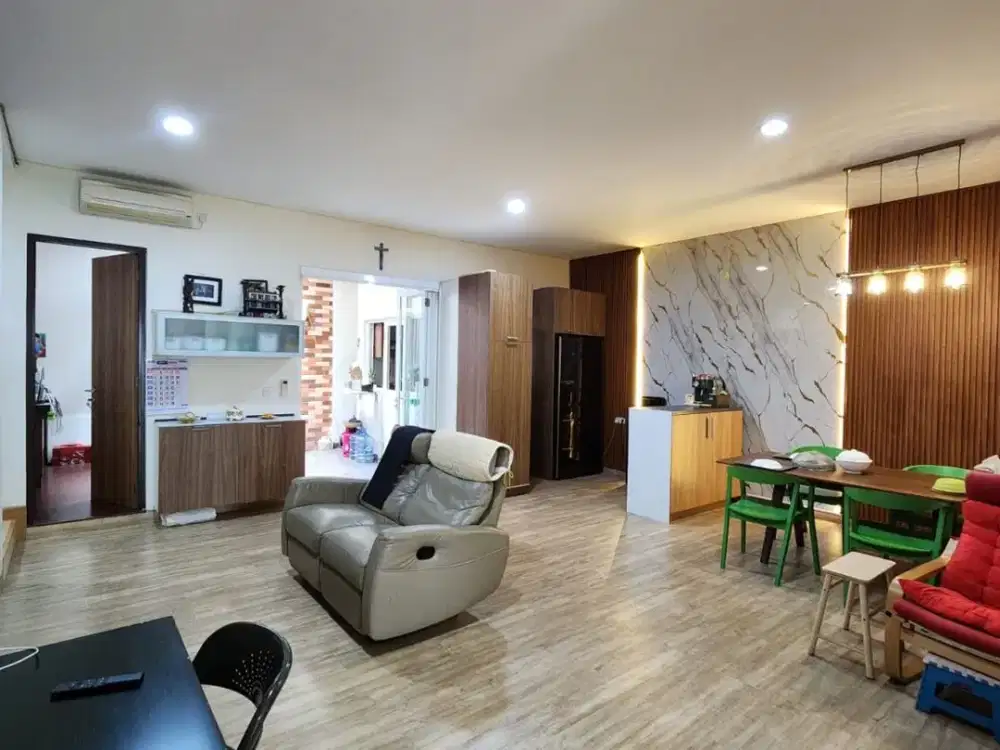Rumah Full Furnished Foresta Foglio BSD – LT 144 / LB 180, 4+1 KT, Siap Huni