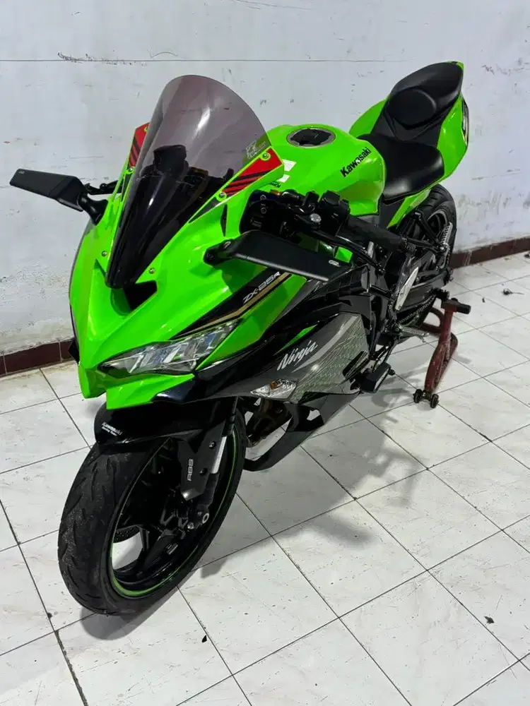 KAWASAKI ZX25R ABS KRT WARNA HIJAU