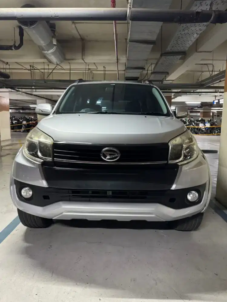 Daihatsu Terios R Manual 2017 Silver 1 Nama