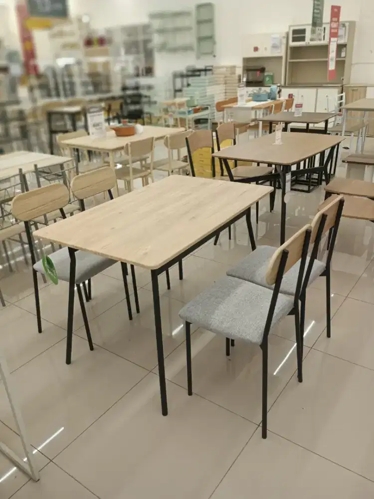 Obral meja makan set buat lebaran