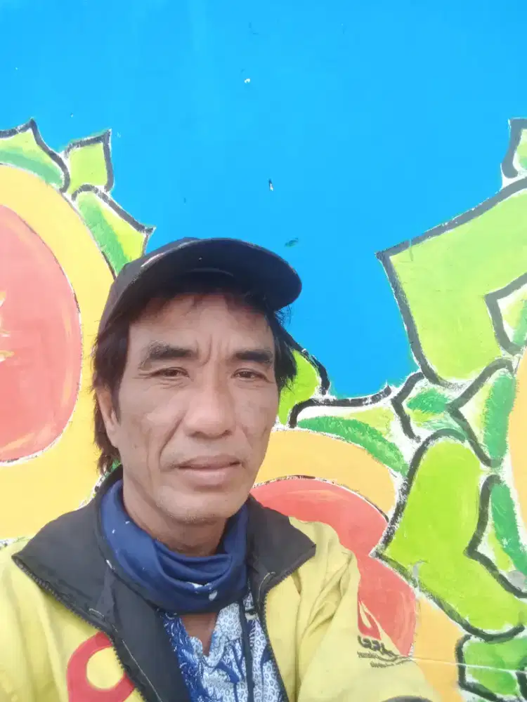 Tukang bangunan  profesional