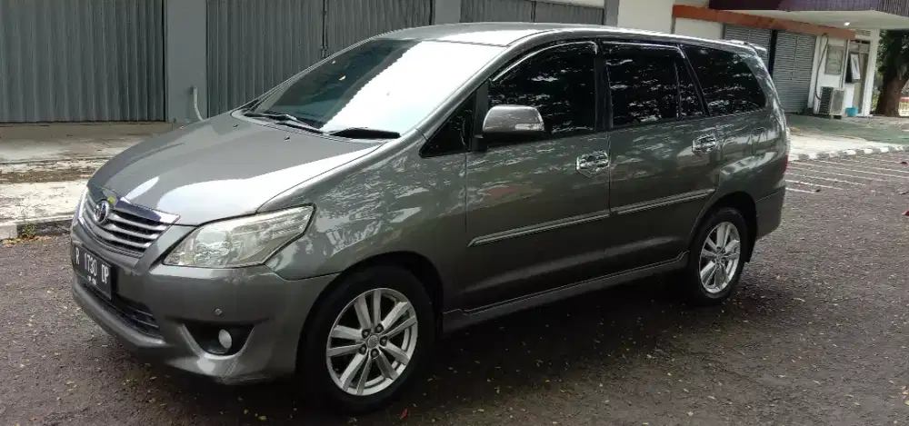 Di Jual Innova V 2.0 MT 2011