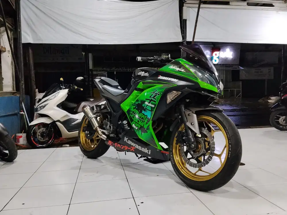 jual kawasaki ninja fi 250 siap pakai super mulus