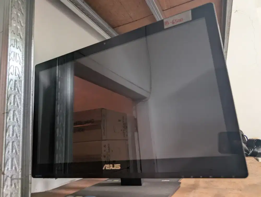 PC aio Asus core i5 6400 ram 8gb SSD 256gb layar 21,5 touchscreen