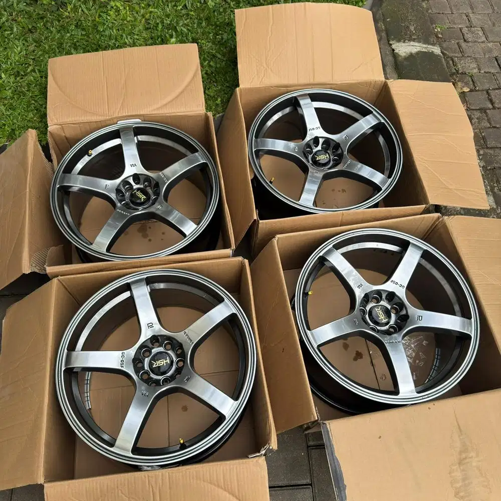 Velg R18 HSR Tendon ET40 masih mulus