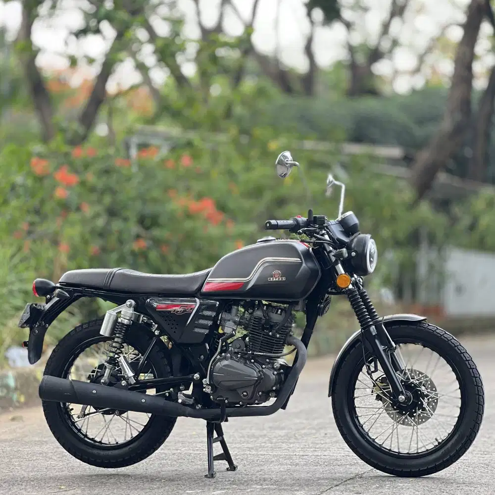 BENELLI MOTOBI 152 HITAM 2023 KM 1K PAJAK ON FULL MULUS